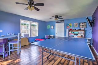 Vibrant Kingsland Retreat with Waterfront Views - Kingsland - 4