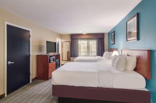 Best Western Plus Traverse City - Traverse City - 1