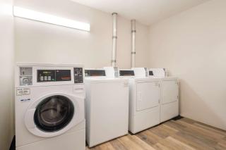 SureStay Hotel by Best Western Thomson - Thomson - 1