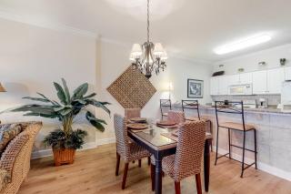 Regency Isle 802 - 3