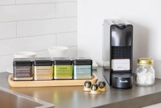 Hidden Lake Hotel & Apartments - 2