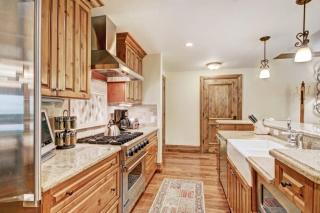 Luxury Ski-In, Ski-Out 1 Bedroom Residence In Lionshead Village At Vail Square - Vail - 7