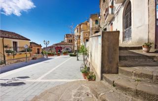 Stunning Home In Laureana Cilento - Laureana Cilento - 6