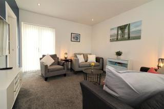 Signature - Railway Cottage - Maryhill - 7