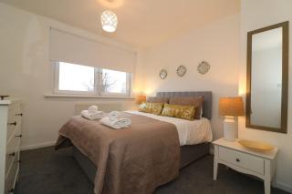 Signature - North View - Cambusnethan - 6