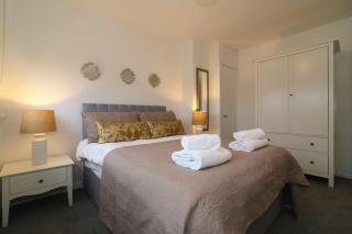 Signature - North View - Cambusnethan - 4