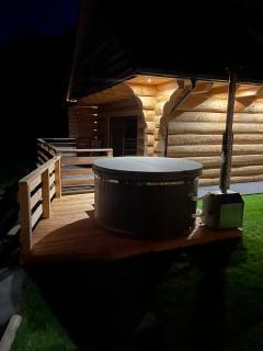 Domek drewniany w górach Jacuzzi & Balia - Osada Chełm - Stróża - 2