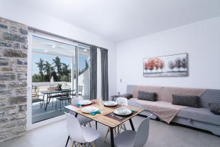 ANASTASIA'S Luxury Homes - 1