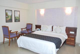 Hotel Abigail Regency - Shirdi - 7