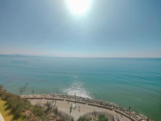 Santa-Clara-Blue Horizon Front Line Apartment BY NAMASTE ELITE - Torremolinos - 9