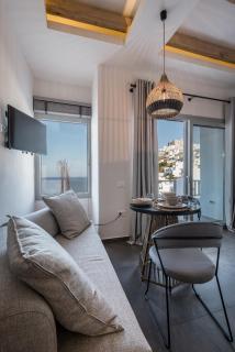 Vivere Luxury Suites - Pera Gyalos - 4