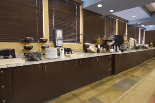 Best Western Bonnyville Inn & Suites - Bonnyville - 9