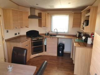 Ambleside Caravan - Jaywick Sands - 4