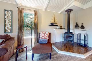 Sailboat Inn - Pacific City - 6