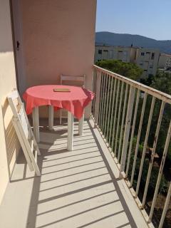 superbe t2 proche des plages et des commerces - 2
