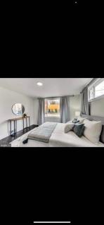 Lovely 1-bedroom rental unit with free parking - 0