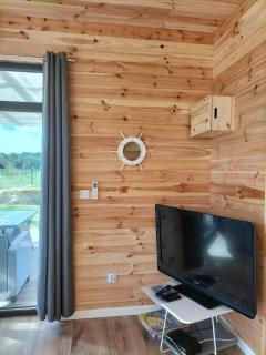 Ferienhaus Dziwna 70qm bis 7 Gäste mit Fass-Sauna, Whirlpool, großer Terrasse, eingezäuntem Garten & bis zu 6 Hunde kostenlos - 2