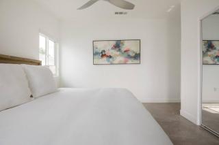 Desert Haus: Modern Luxury Home + Private Pool - Palm Springs - 8