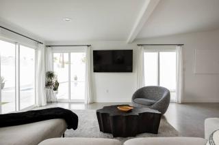 Desert Haus: Modern Luxury Home + Private Pool - Palm Springs - 1