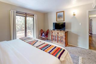 Gonzales Haven - Santa Fe - 1