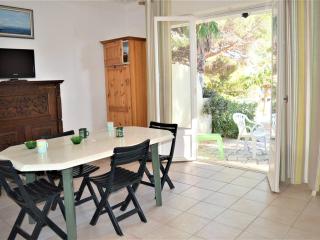 Appartement T2 pour 4 personnes, proche plage et commerces, jardin privé, parking, animaux acceptés - FR-1-226B-111 - Cavalaire-sur-Mer - 8