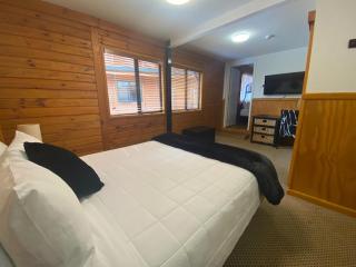 Lakefront Lodge Taupo - Taupo - 6