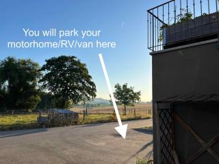 C&C motorhome/RV/caravan/van park - 9