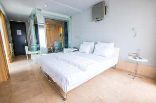 Venn Boutique Hotel - 2