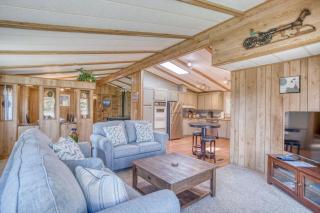 Riverside Breeze - Meredith Lodging - Bend - 9