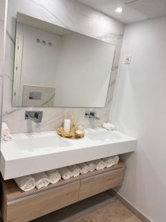 Tropical penthouse with big roof terrace - 6