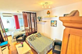 Ocean View Beach Apartment with Pool & Balconies - El Puerto de Santa María - 7