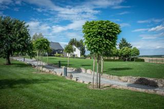 Šťastná Samota - 3