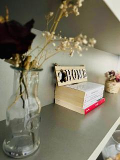 My Home in Prishtina - Spacious & Cozy 2BR Apartment with Balcony - Pristina - 2