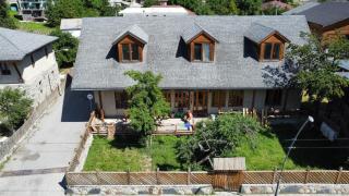 Guest House Svan-Ski - 1