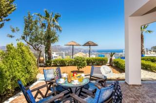 Villa Desire by Villa Plus - Elliniká - 3