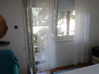 House Danica Apartments & Rooms - 2