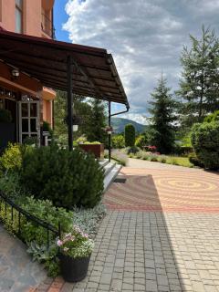 Fantasia Hotel - Polyana - 1