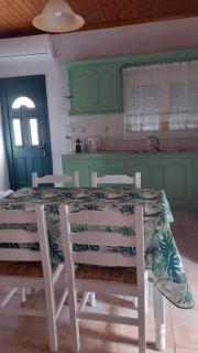 Colorful 2-bedroom house in Gaios - Gáios - 0