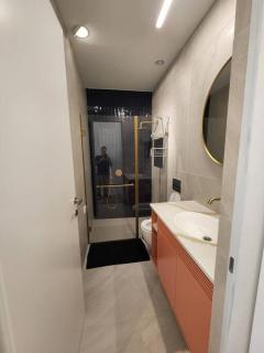 cohen's house - 5