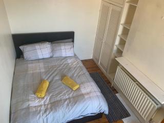Highland Road House - Bath - 9