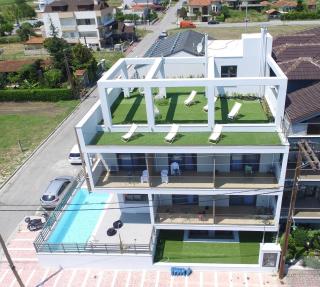 FOUR REASONS - Paralia Katerinis - 7