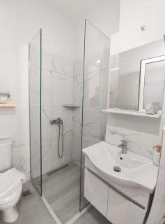Ionia Apartments - 5