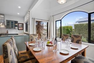 Kokomea House - Wanaka Holiday Home - 4