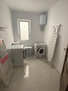 Modern, Spacious, 3 Bedroom Apartment near Malta International Airport - Luqa - 4
