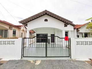 Homestay Black Stone Kuantan - Kuantan - 4