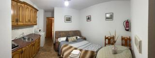 Apartamentos Coronichi - Montefrío - 1