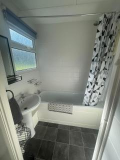 2 Bedroom Holiday Chalet near Bude - Kilkhampton - 5