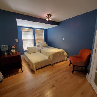 Garden 2 Storey House - Niagara Falls - 5