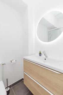 Nice 23 M Bright And Renovated Courtyard Side - Paris - 2