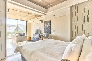 Studio with Balcony and City views - 6